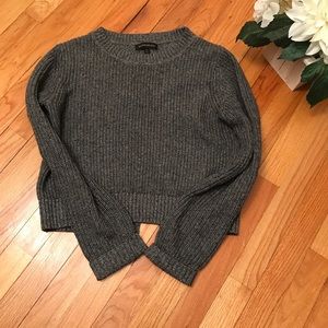❤️🔥BANANA REPUBLIC Cropped Gray Sweater